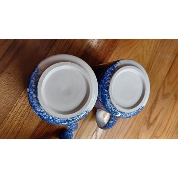 Snowman Teapot and 2 Snowman Mugs Blue Ceramic Christmas Winter - Picture 11 of 16